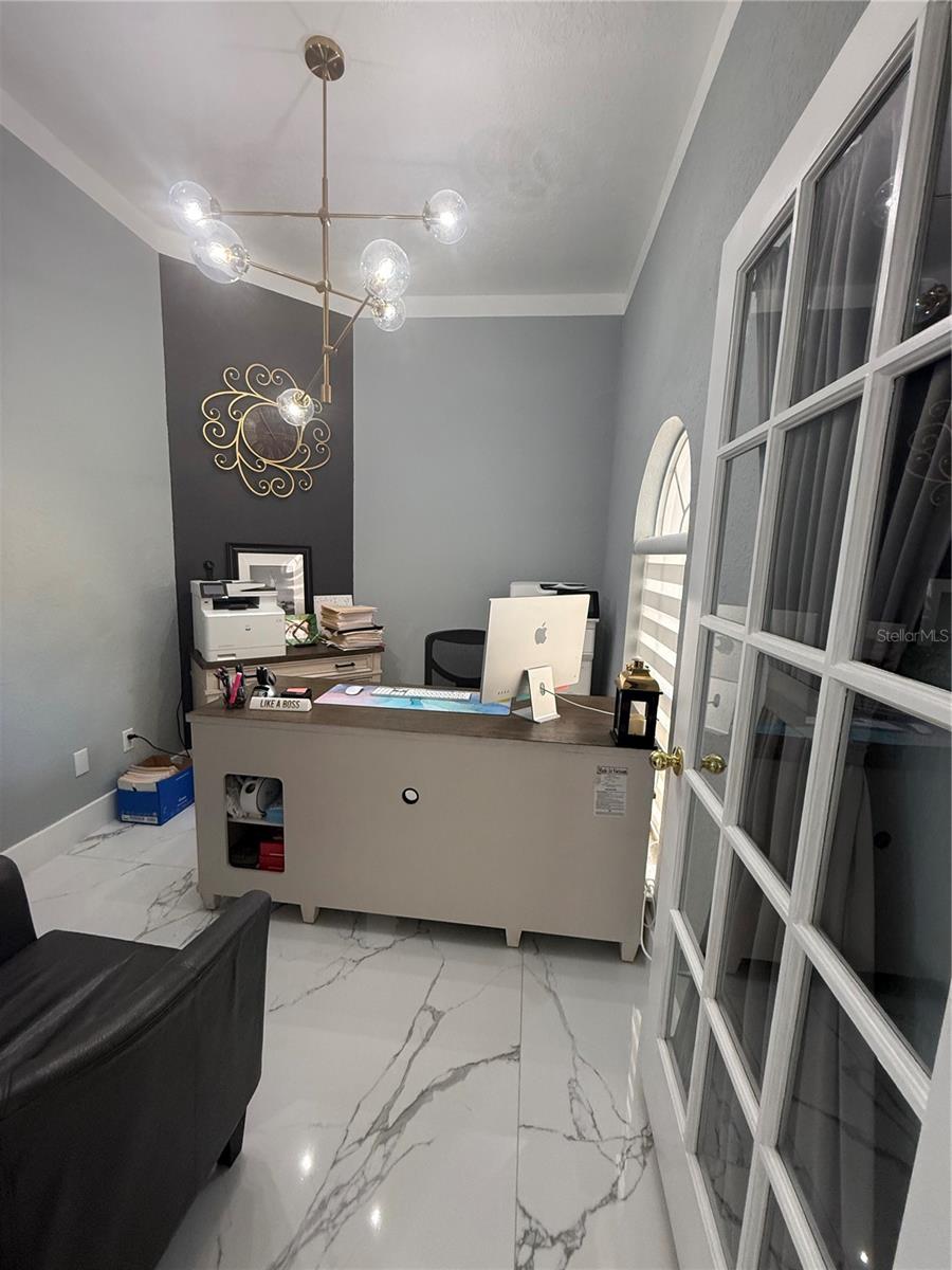 3410 MORAN RD, TAMPA, FL, 33618