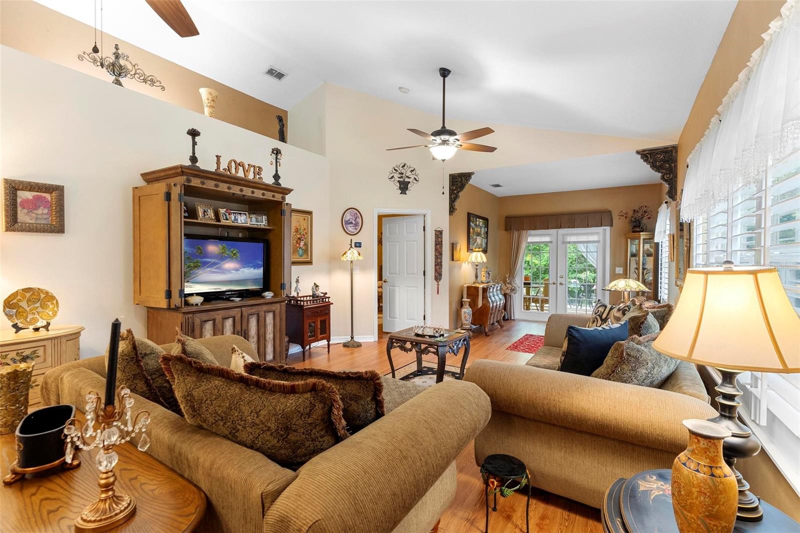 9049 SAINT ANDREWS WAY, MOUNT DORA, FL, 32757