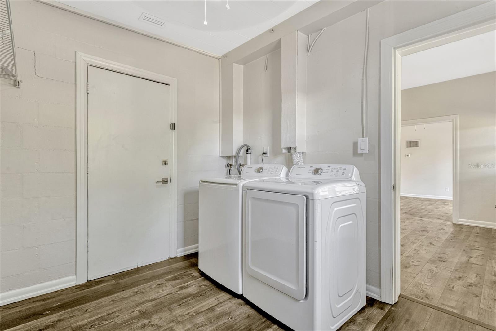 407 S LAKEMONT AVE, WINTER PARK, FL, 32792