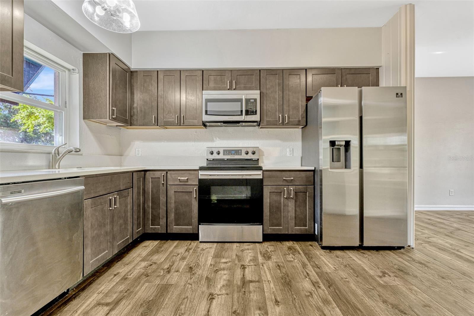 407 S LAKEMONT AVE, WINTER PARK, FL, 32792