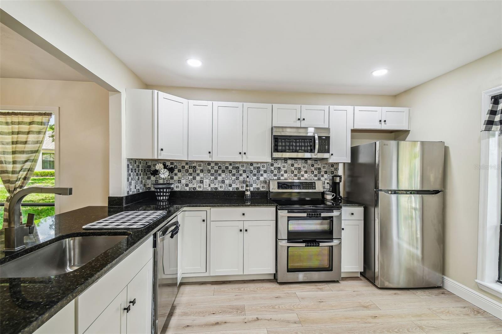 1741 N ENSIGN PT, CRYSTAL RIVER, FL, 34429
