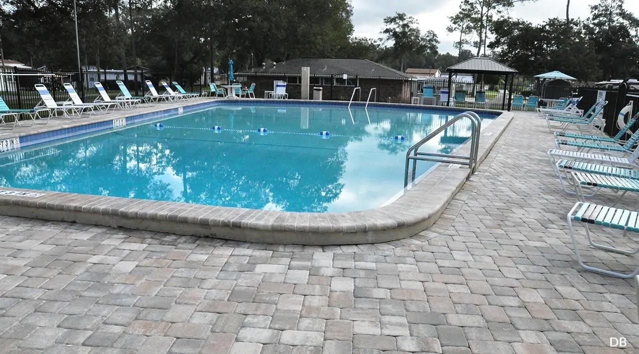 TB8378635 Property Photo