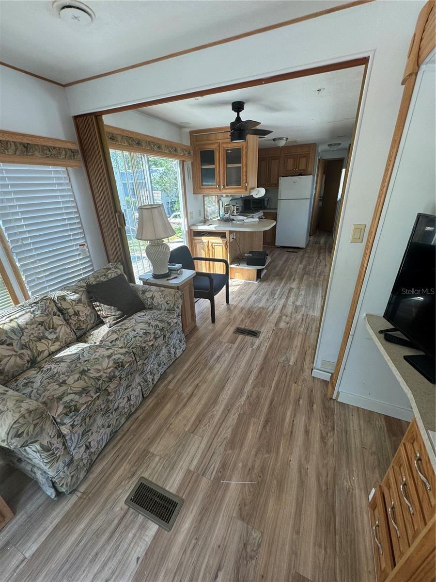 TB8378635 Property Photo