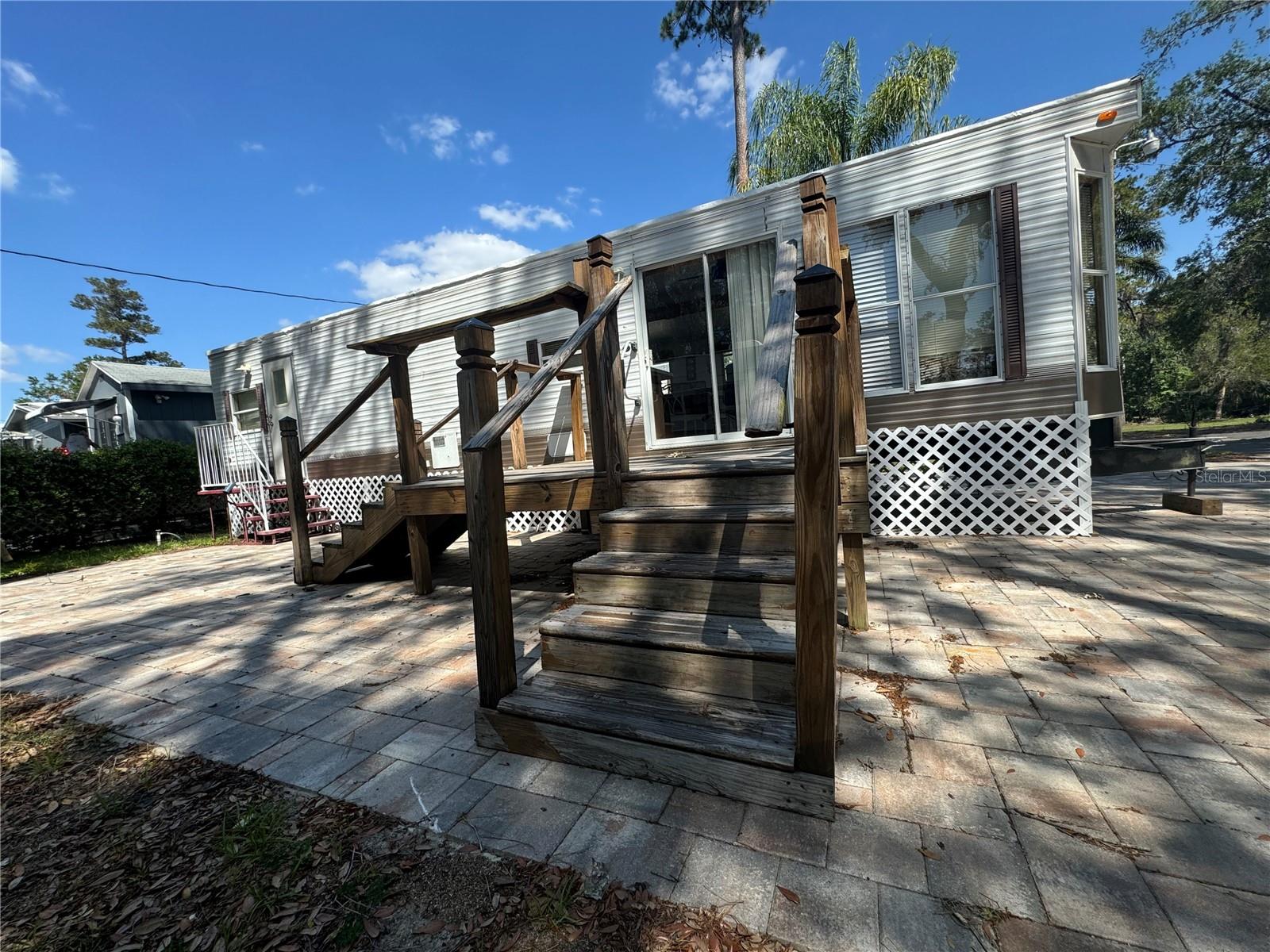 TB8378635 Property Photo