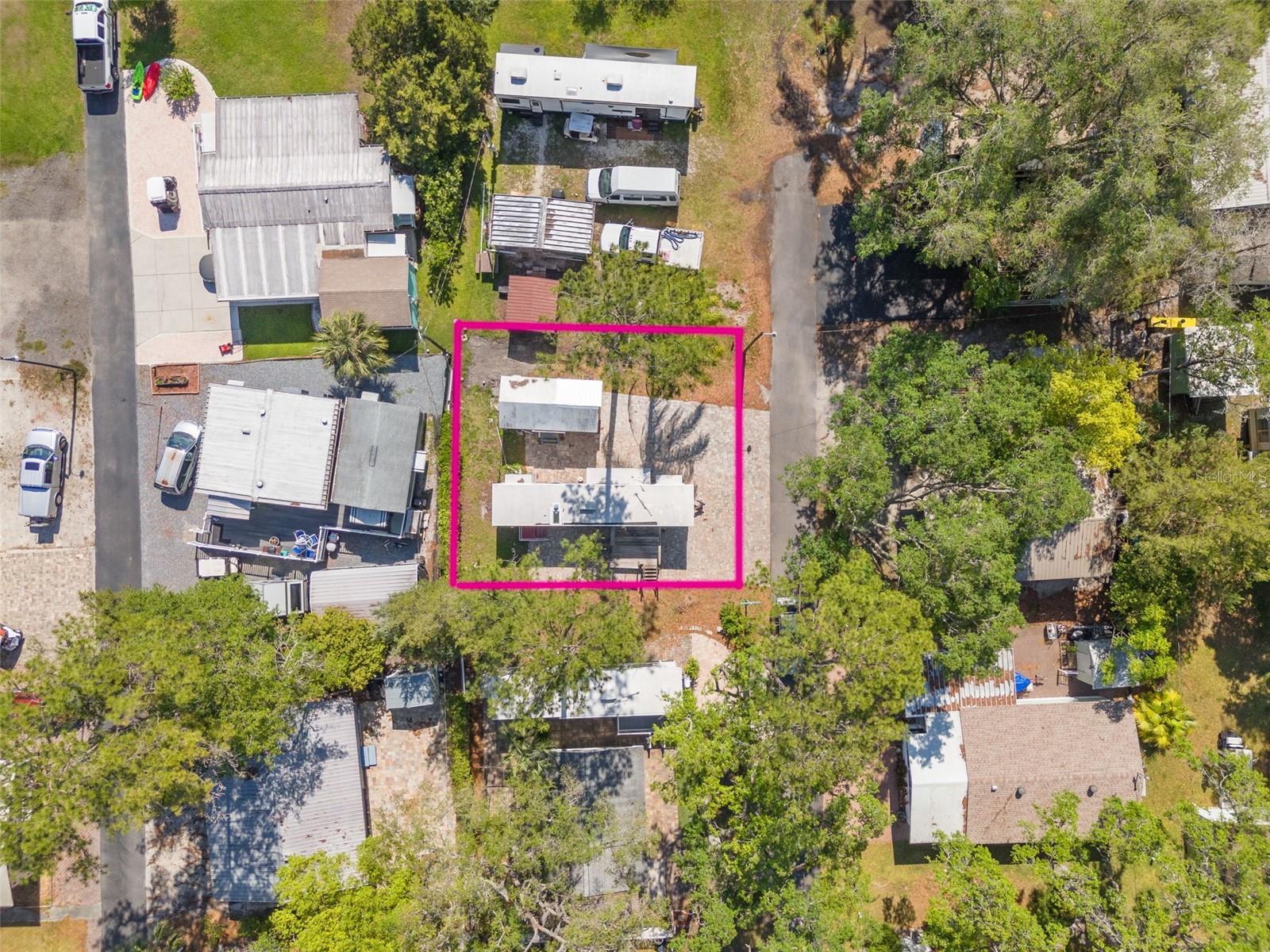 TB8378635 Property Photo