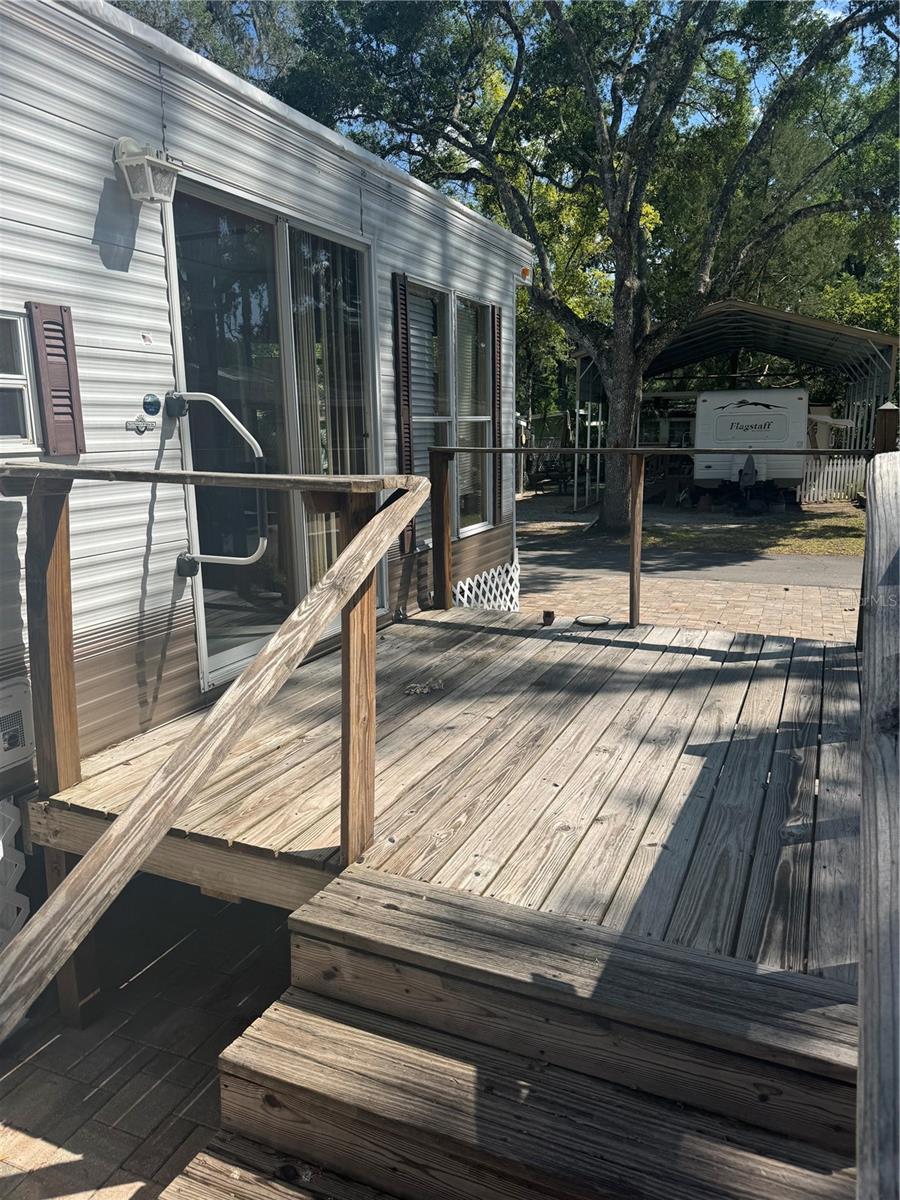 TB8378635 Property Photo