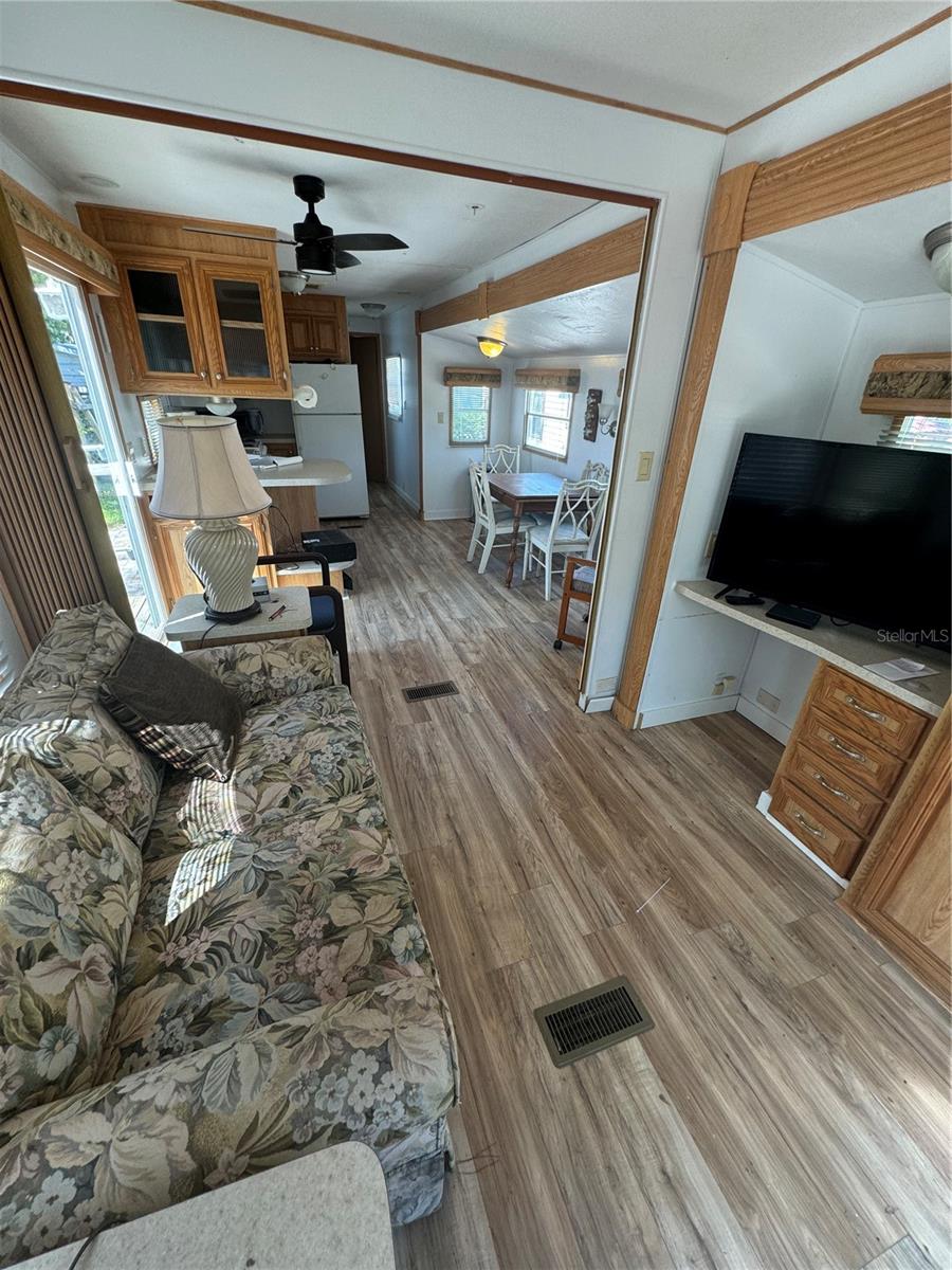 TB8378635 Property Photo