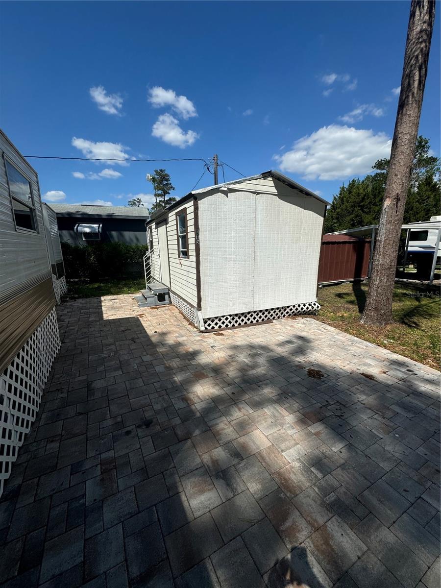 TB8378635 Property Photo