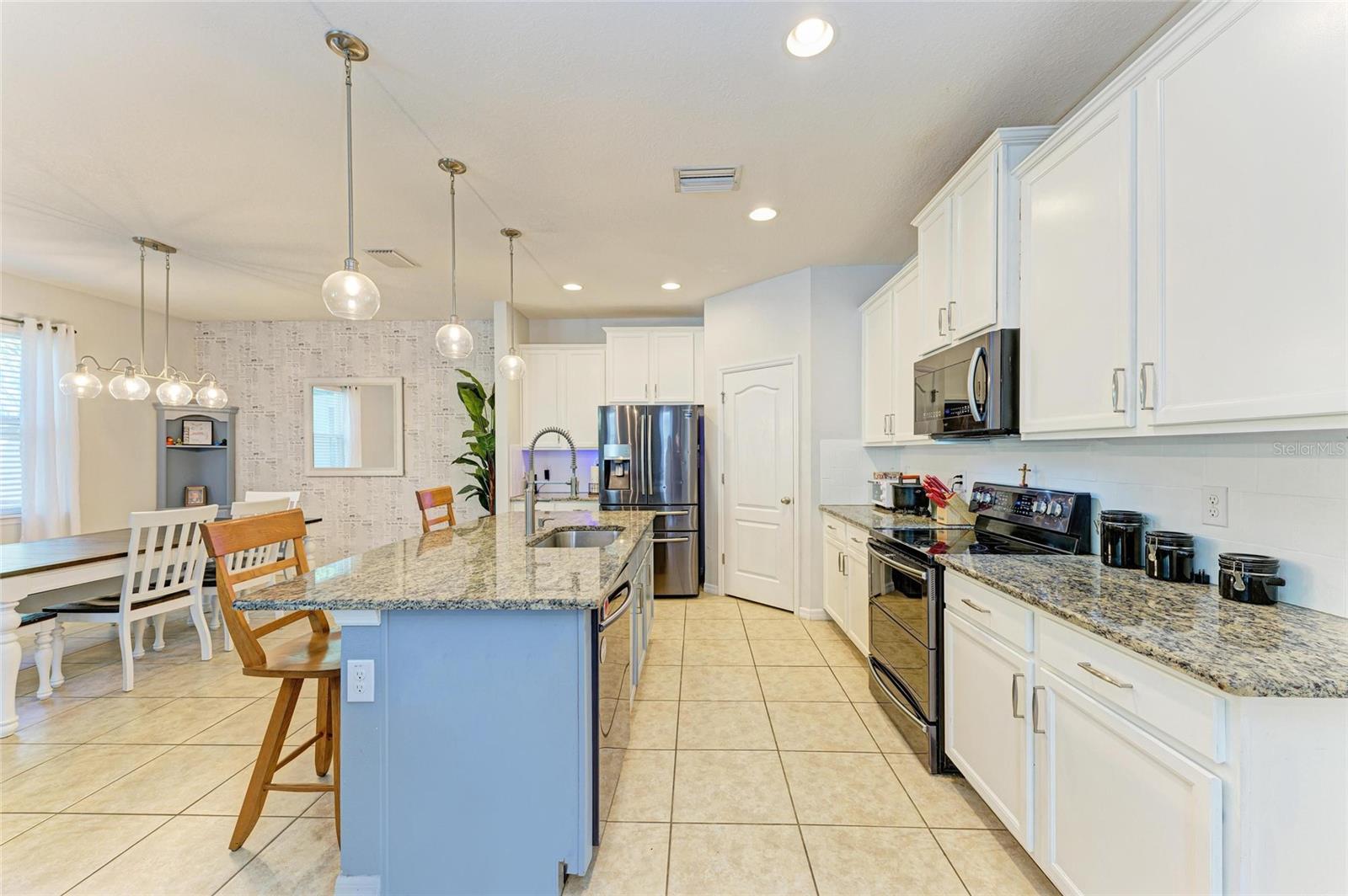 6125 35TH CT E, BRADENTON, FL, 34203