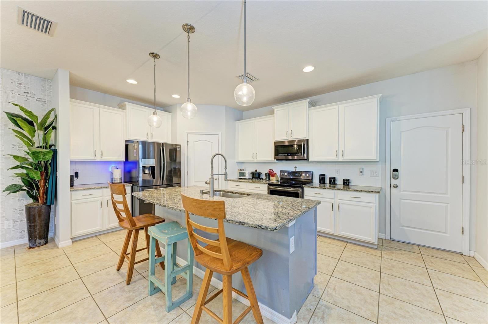 6125 35TH CT E, BRADENTON, FL, 34203