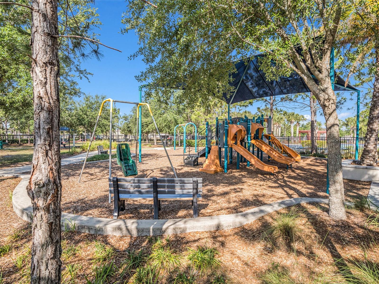 15306 BROAD BRUSH DR, SUN CITY CENTER, FL, 33573