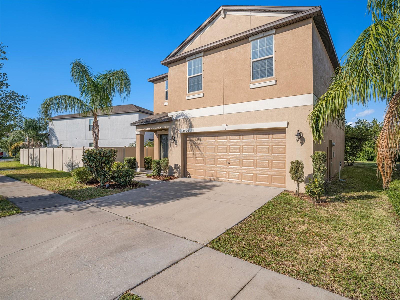 15306 BROAD BRUSH DR, SUN CITY CENTER, FL, 33573