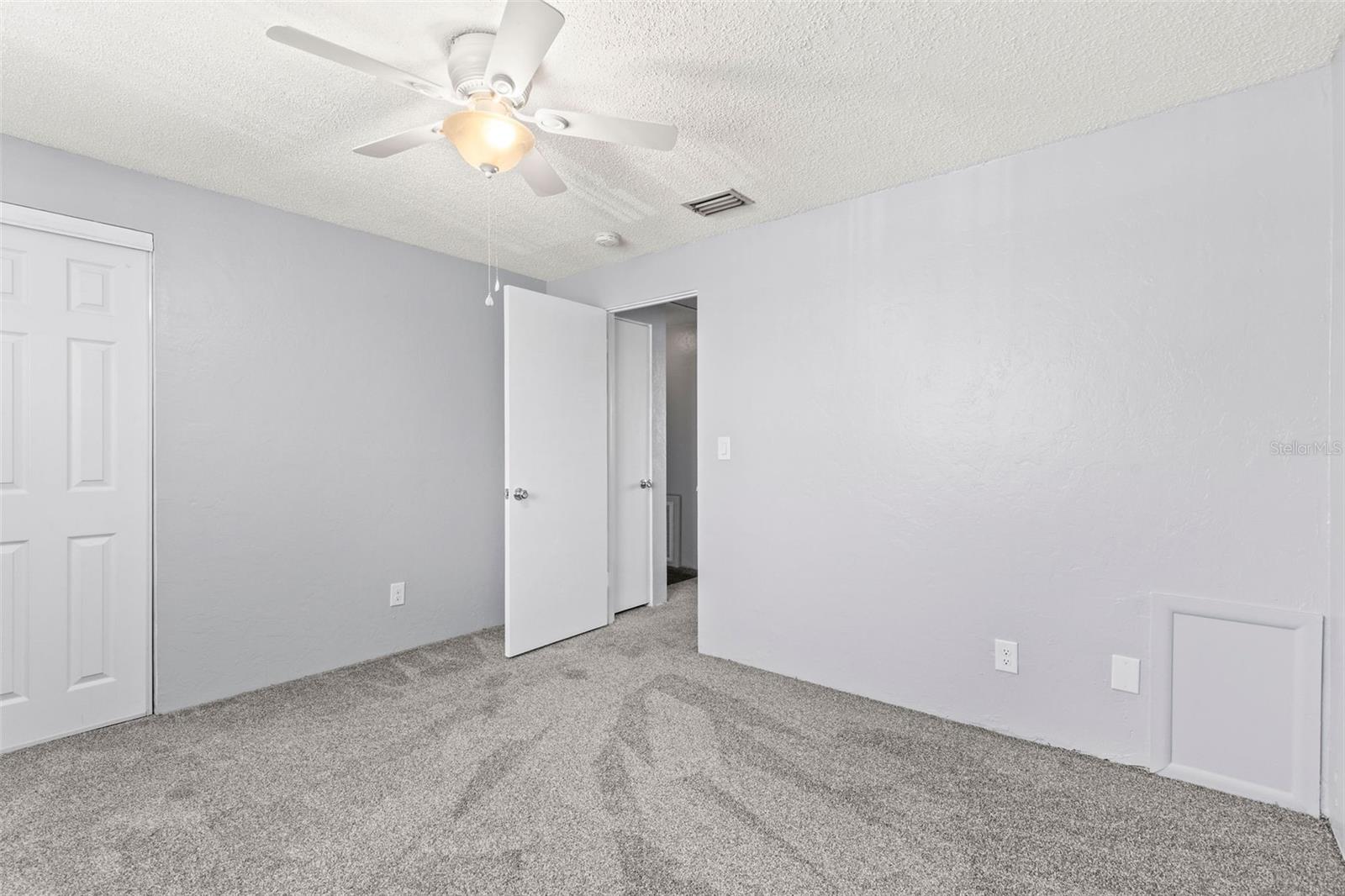 1600 S PALMETTO AVE #105, SOUTH DAYTONA, FL, 32119