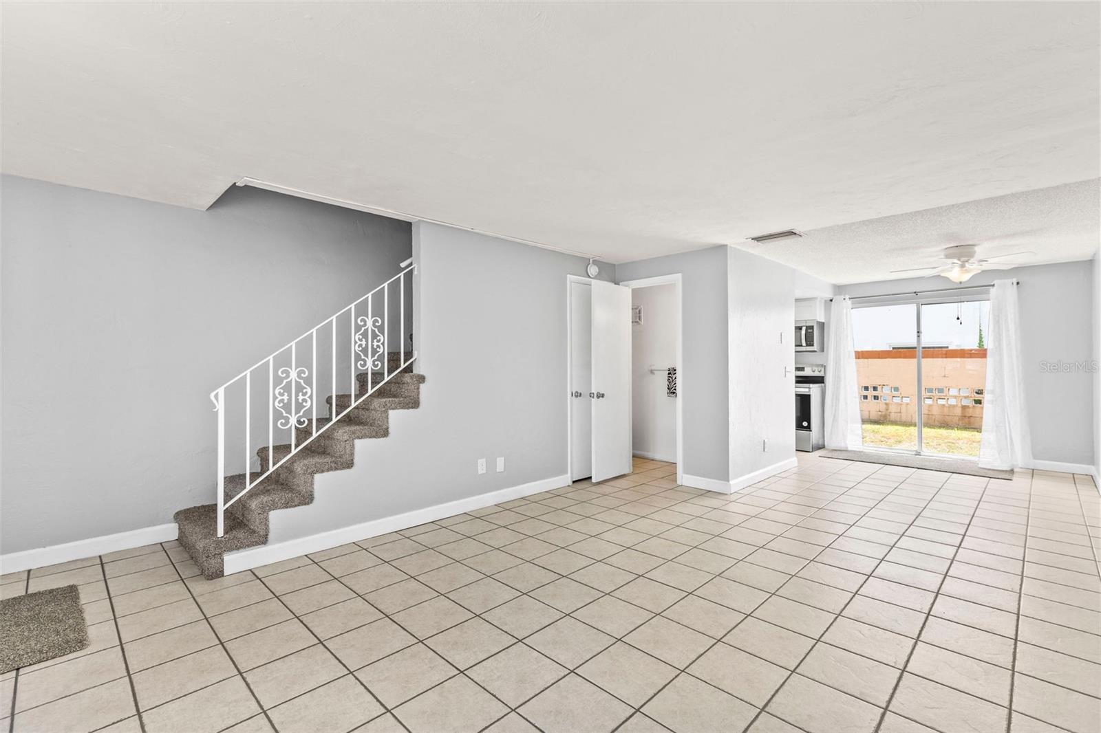 1600 S PALMETTO AVE #105, SOUTH DAYTONA, FL, 32119