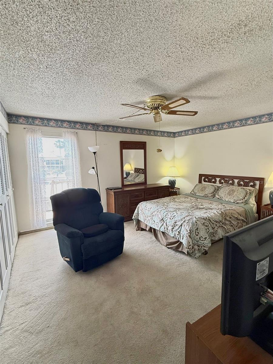 225 COUNTRY CLUB DR #A207, LARGO, FL, 33771