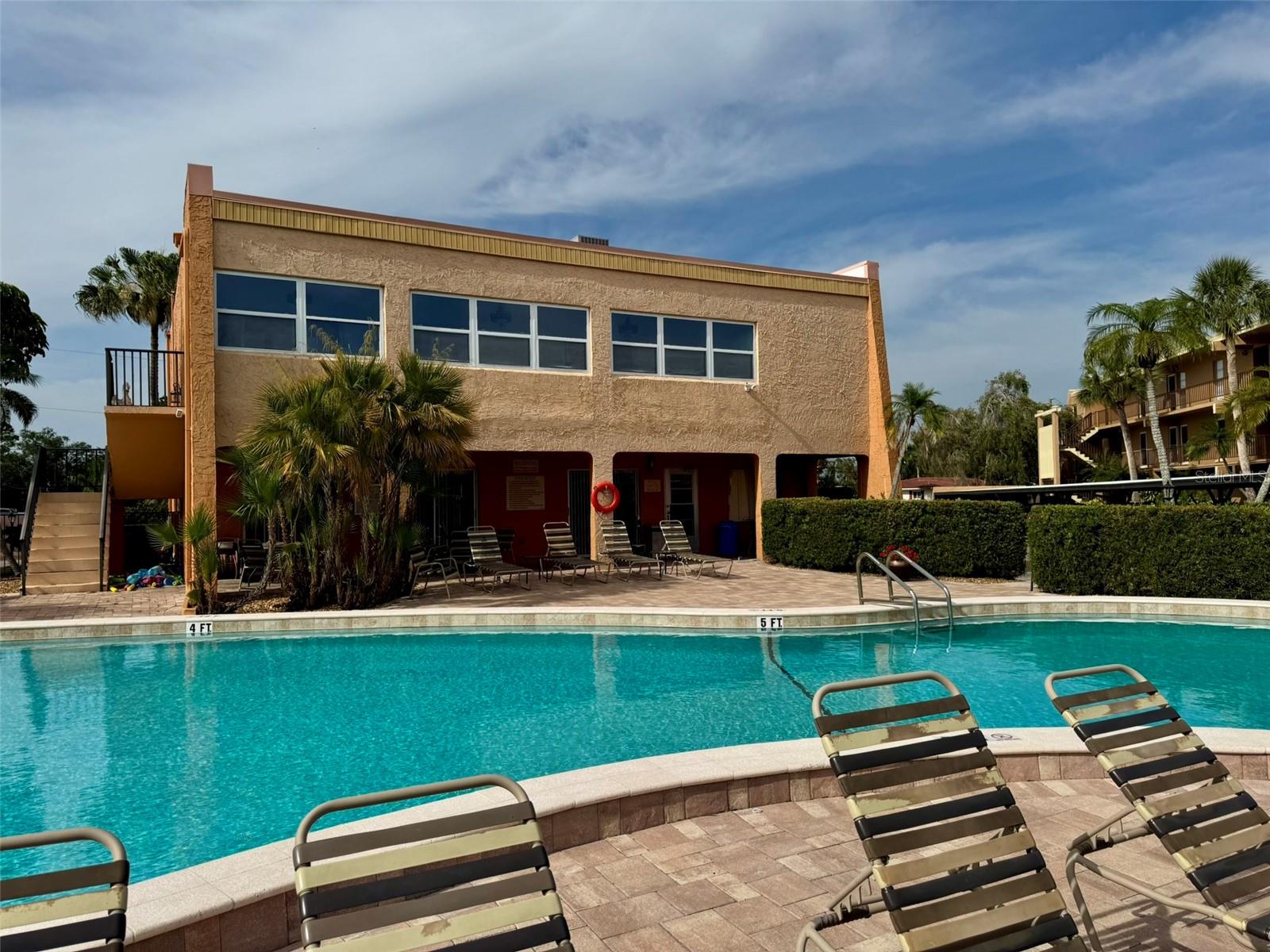 225 COUNTRY CLUB DR #A207, LARGO, FL, 33771