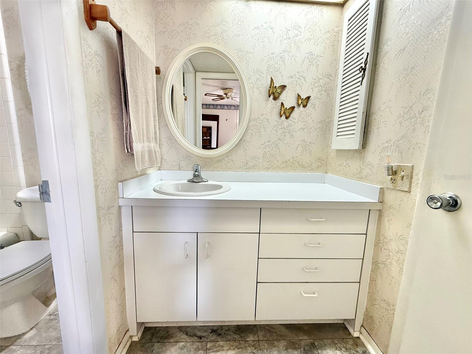 225 COUNTRY CLUB DR #A207, LARGO, FL, 33771