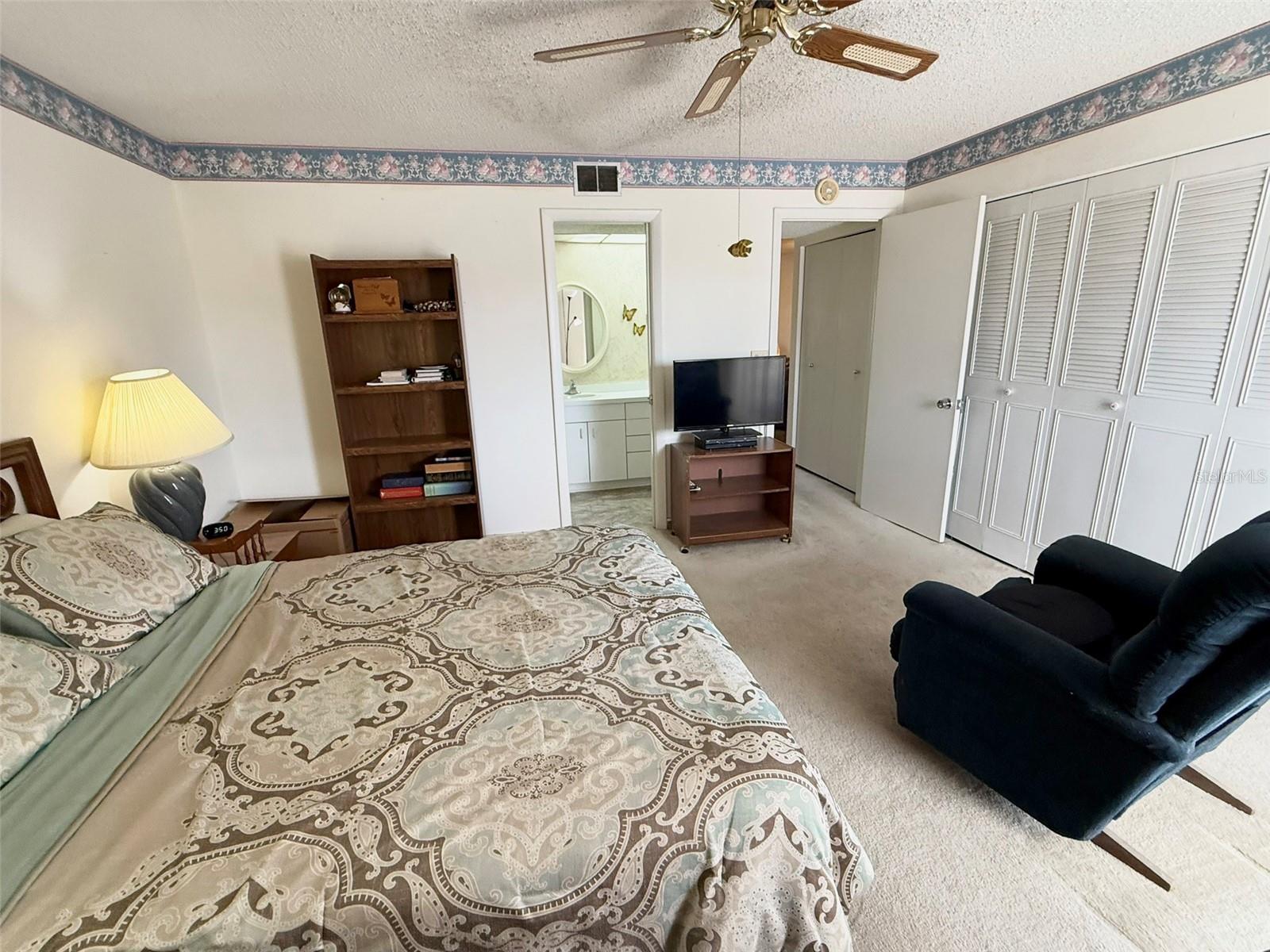 225 COUNTRY CLUB DR #A207, LARGO, FL, 33771