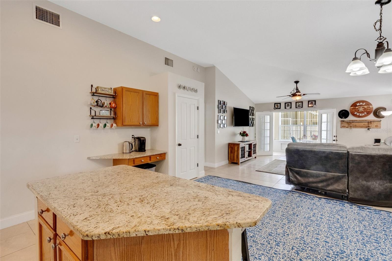 16905 HAWKRIDGE RD, LITHIA, FL, 33547