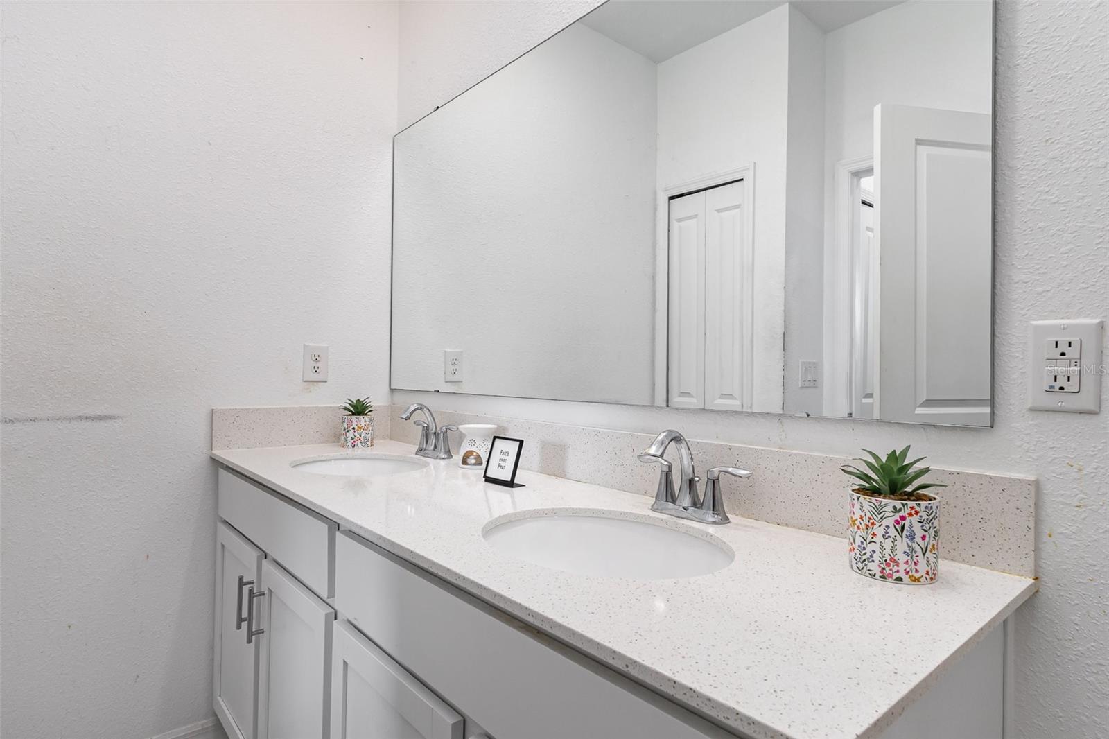 4351 FINCH LN, KISSIMMEE, FL, 34746