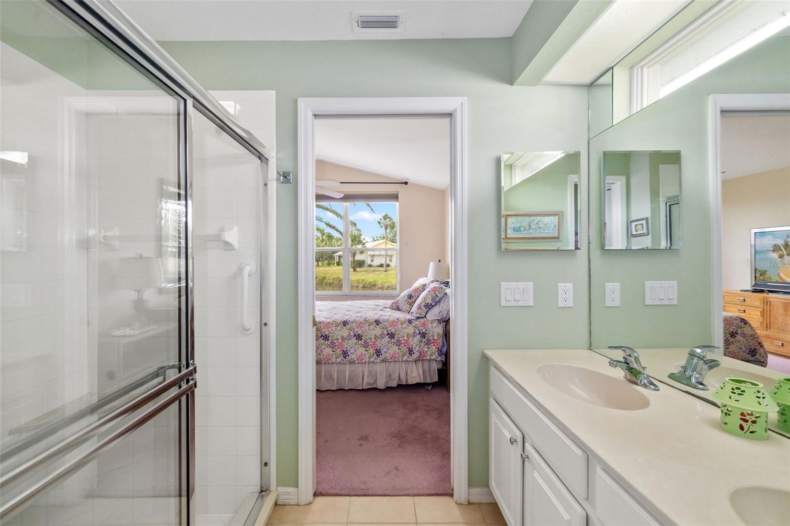 128 BRAEMAR AVE, VENICE, FL, 34293