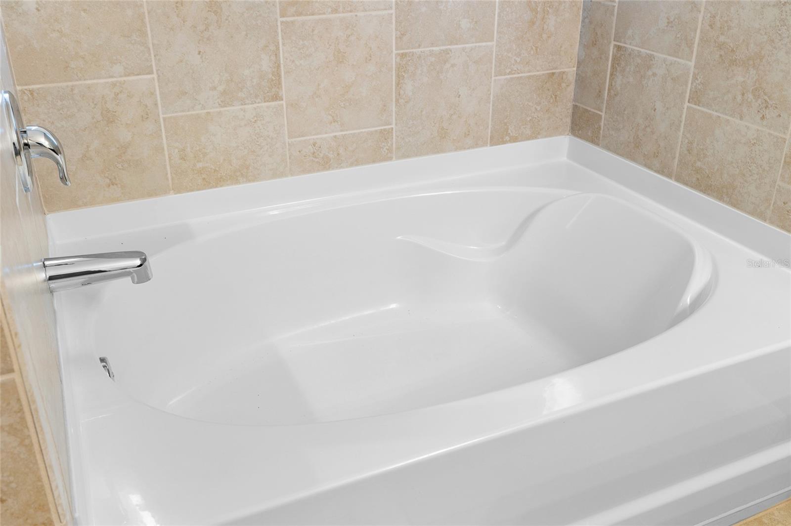 5453 SUNCATCHER DR, WESLEY CHAPEL, FL, 33545