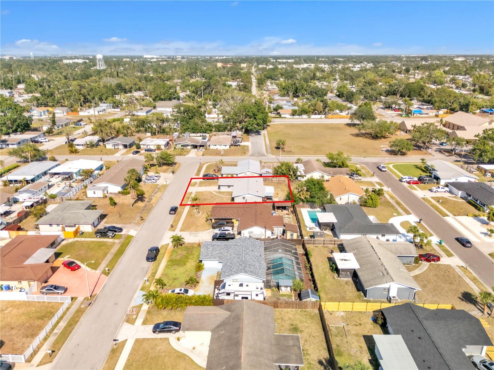 2705 20TH AVENUE DR W, BRADENTON, FL, 34205