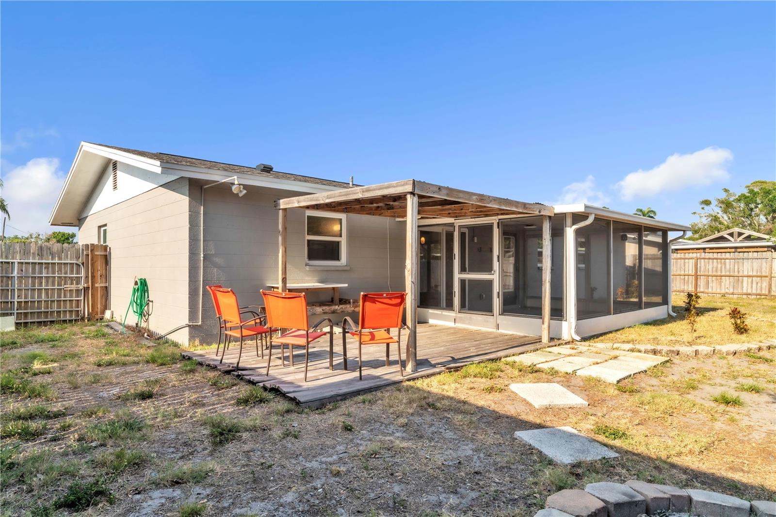 2705 20TH AVENUE DR W, BRADENTON, FL, 34205