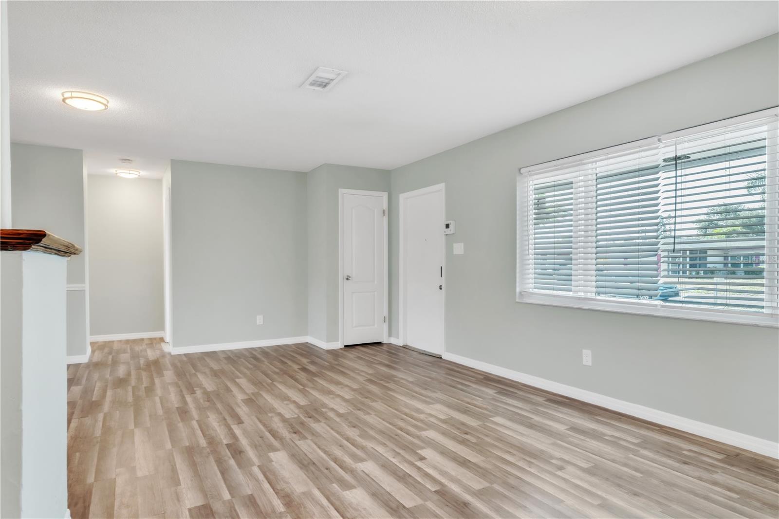 2705 20TH AVENUE DR W, BRADENTON, FL, 34205