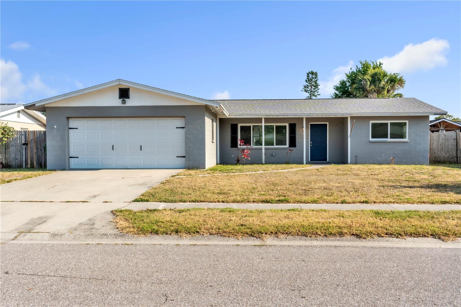 2705 20TH AVENUE DR W, BRADENTON, FL, 34205