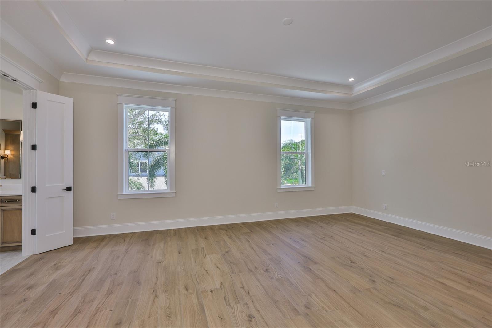 TB8378803 Property Photo