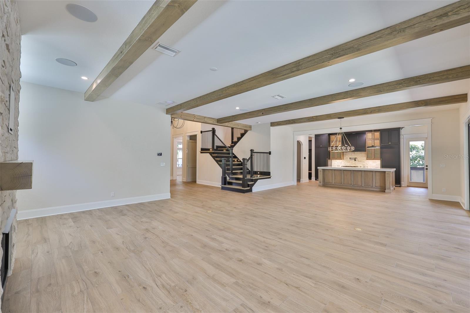 TB8378803 Property Photo