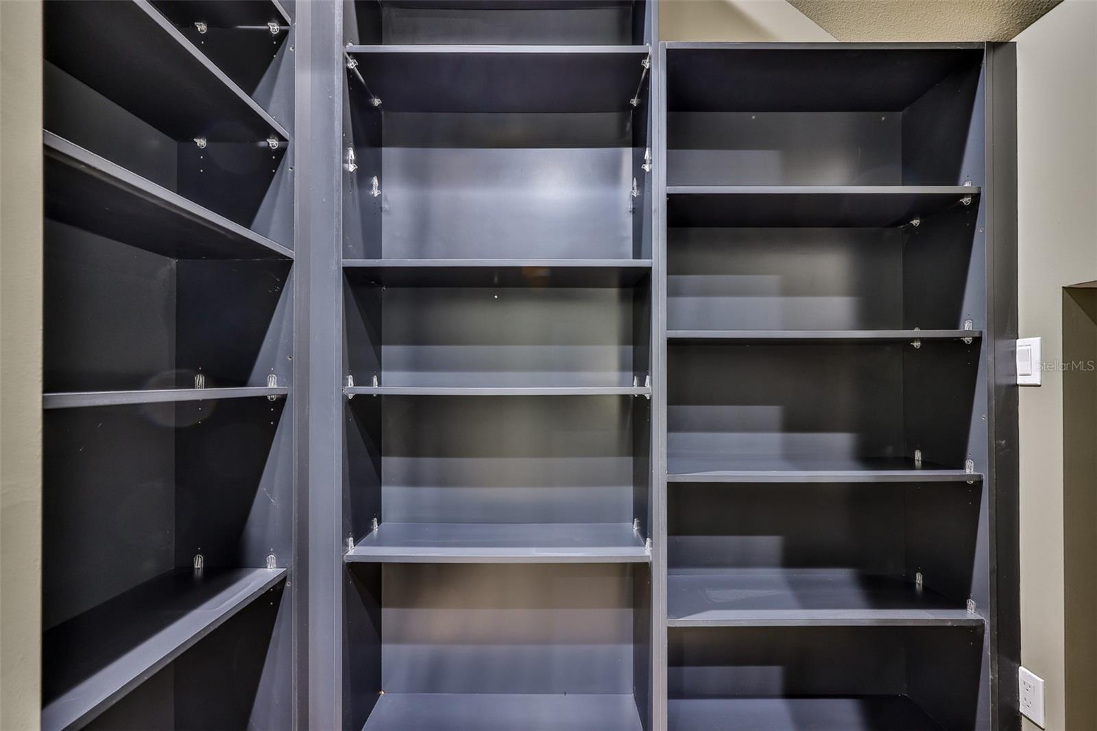 TB8378803 Property Photo