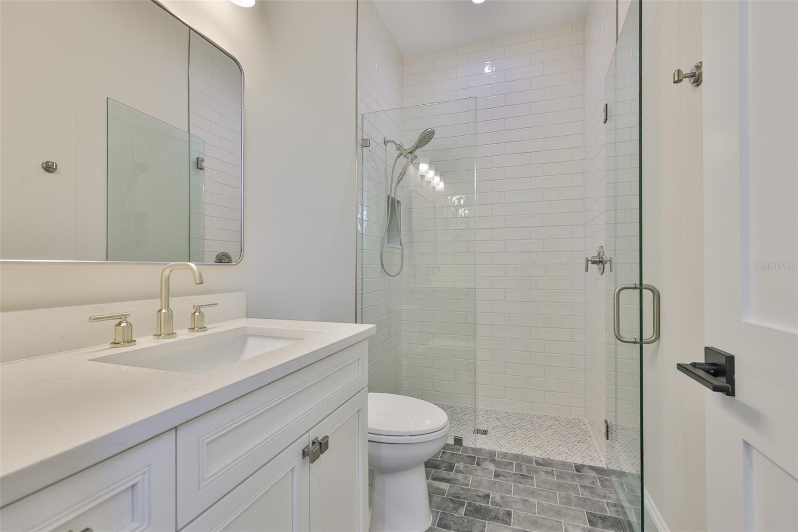 TB8378803 Property Photo