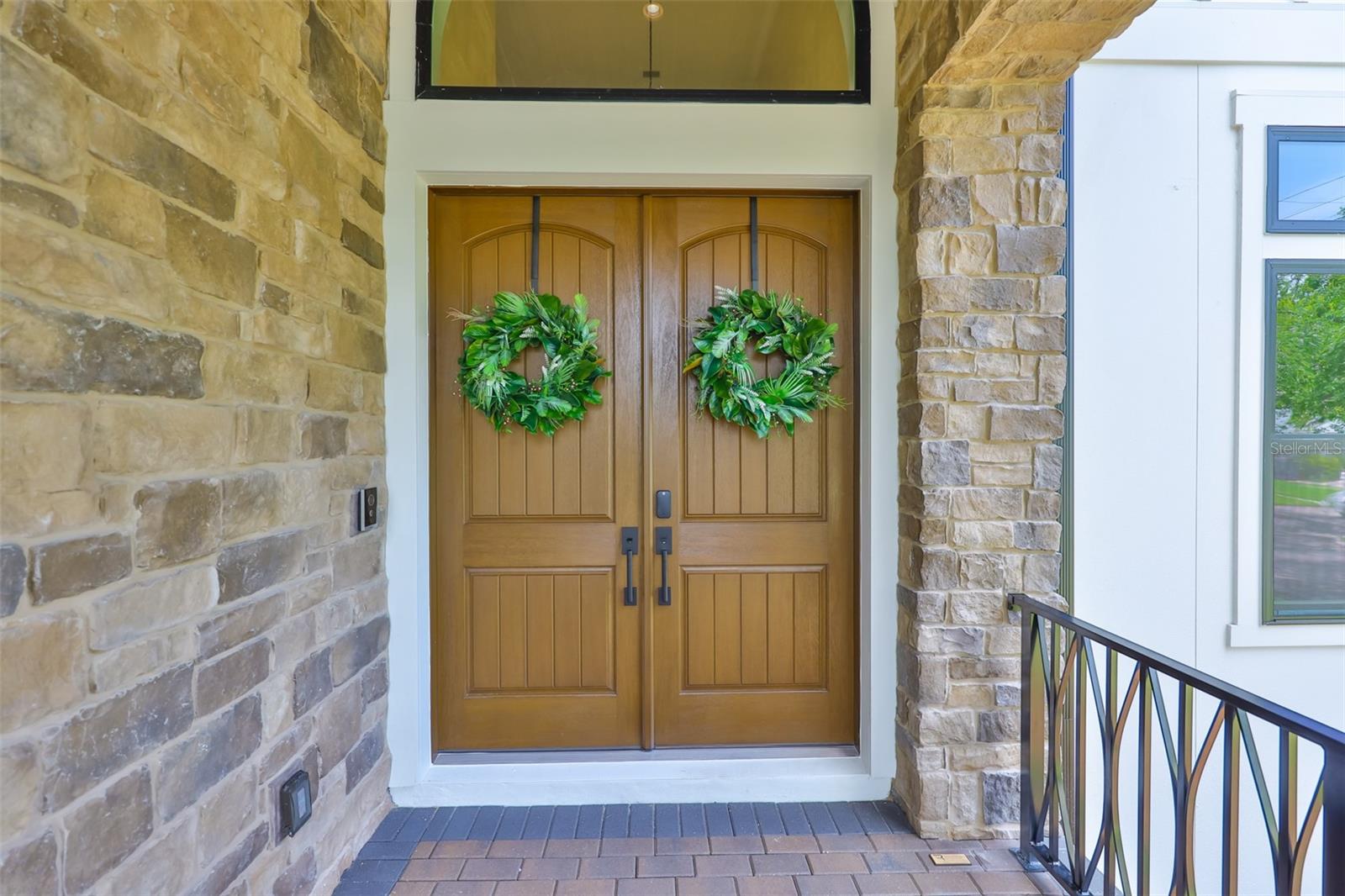 TB8378803 Property Photo