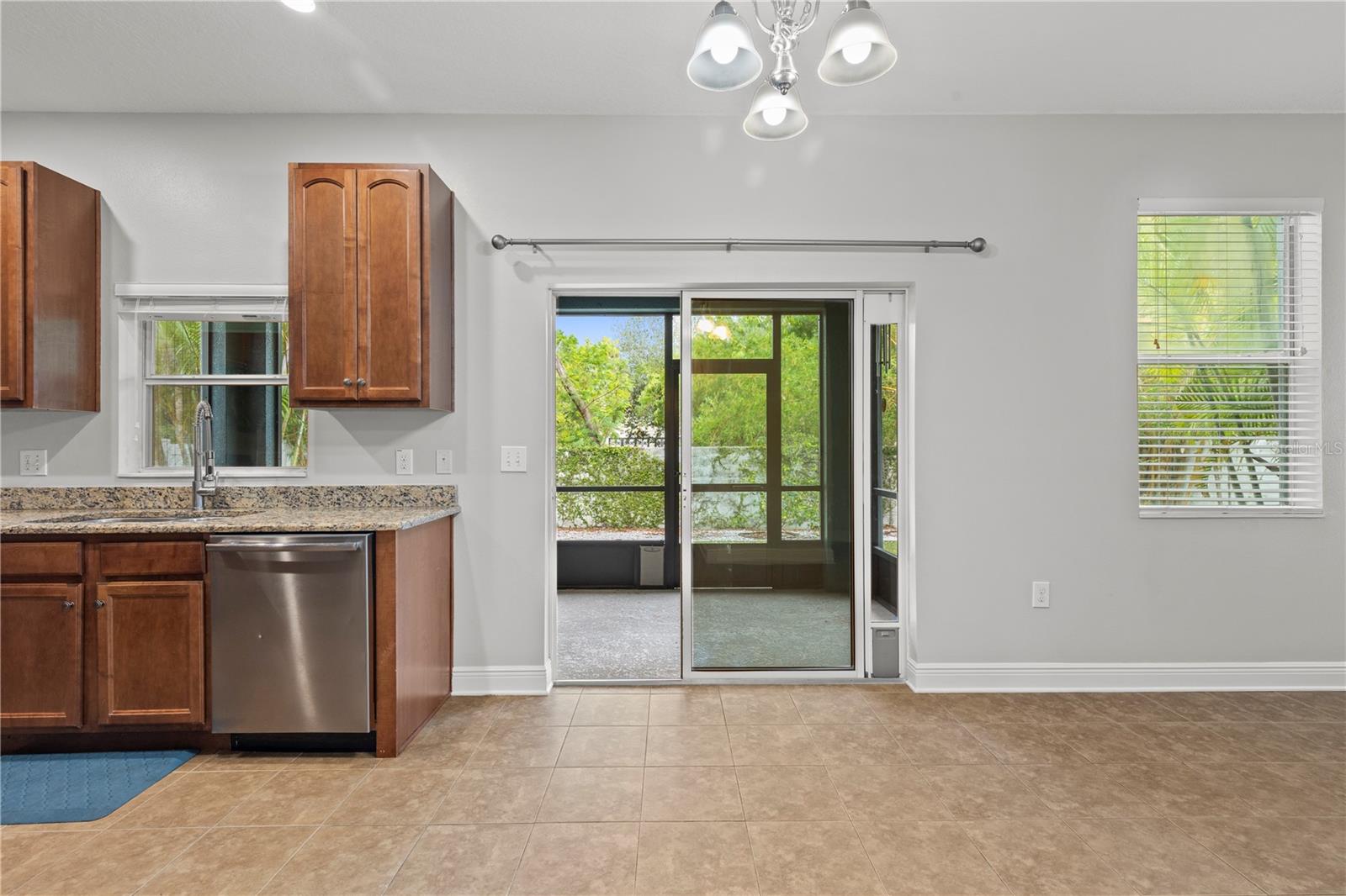 7513 S SPARKMAN ST, TAMPA, FL, 33616