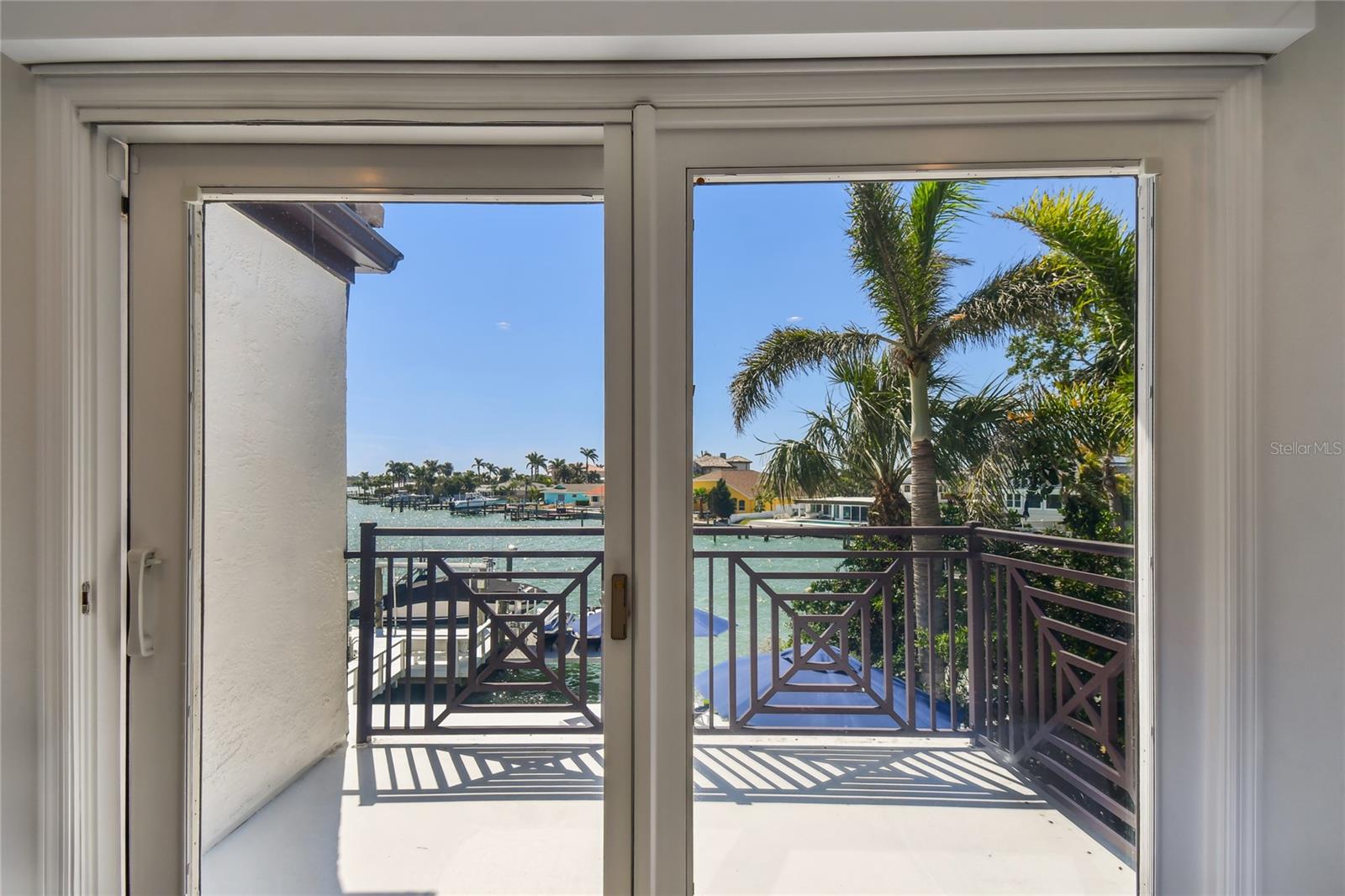 2233 DONATO DR, BELLEAIR BEACH, FL, 33786