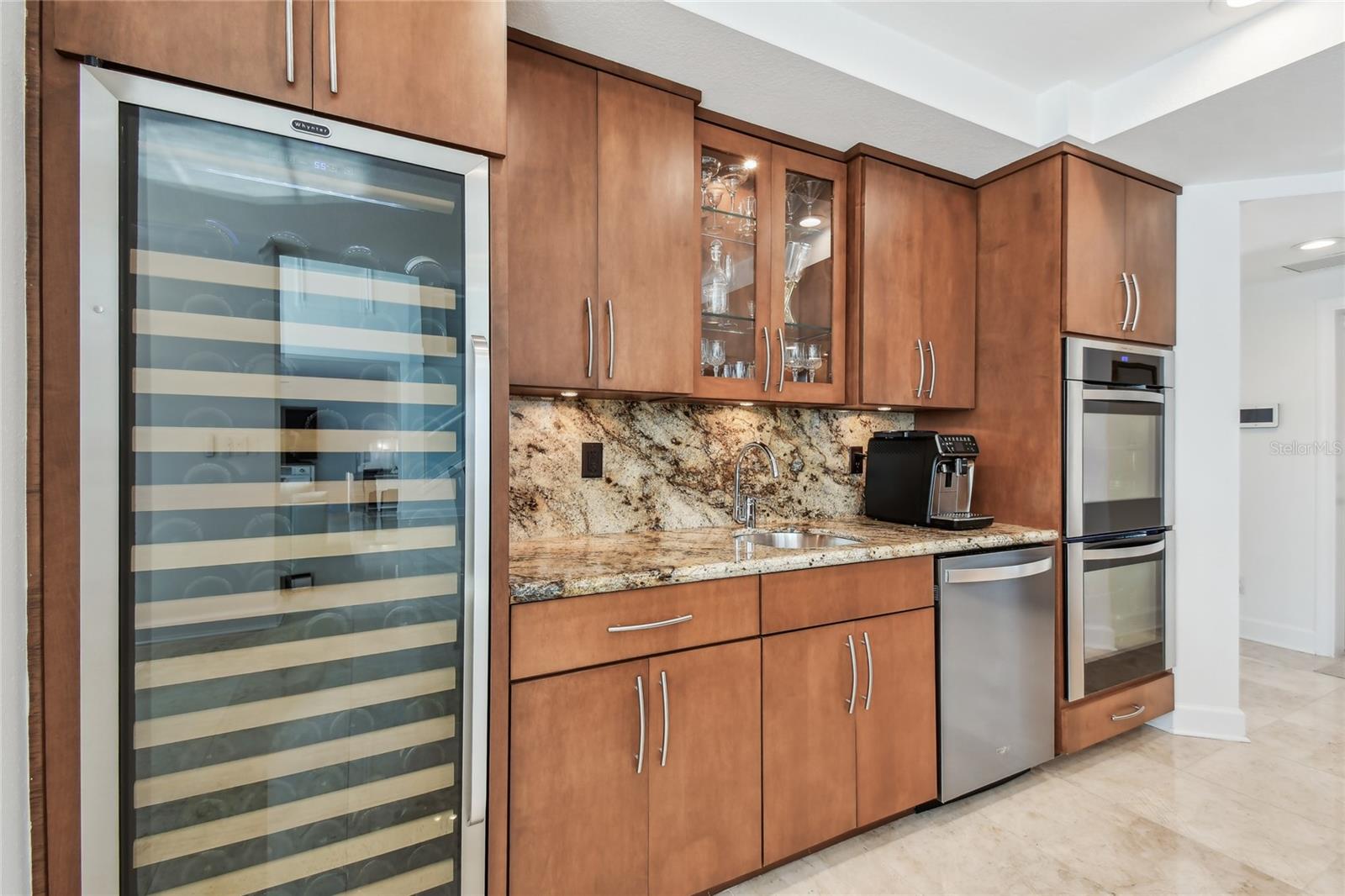 2233 DONATO DR, BELLEAIR BEACH, FL, 33786