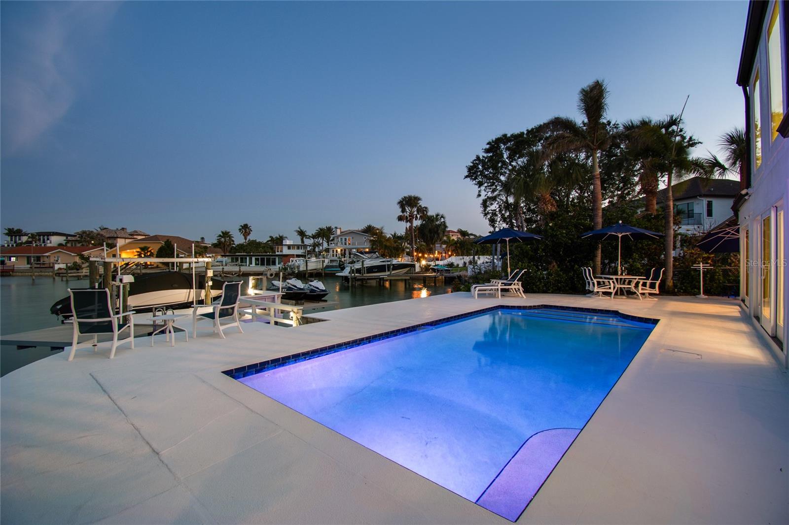 2233 DONATO DR, BELLEAIR BEACH, FL, 33786