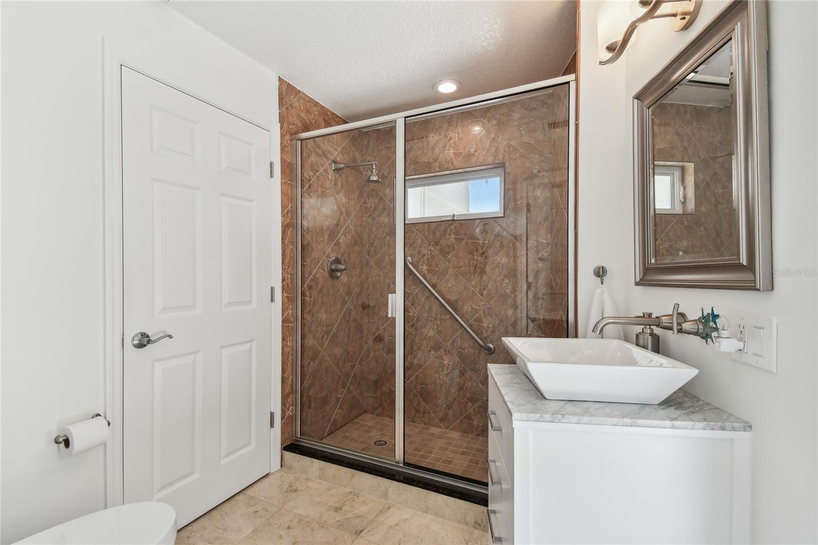 2233 DONATO DR, BELLEAIR BEACH, FL, 33786