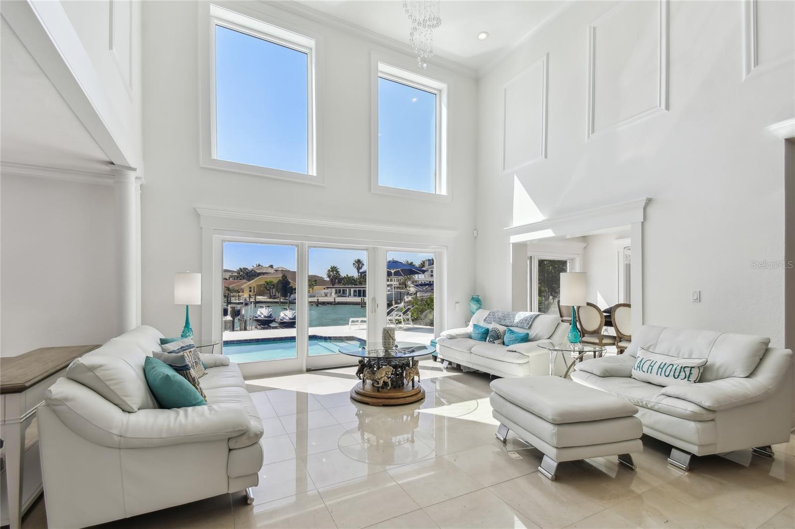 2233 DONATO DR, BELLEAIR BEACH, FL, 33786