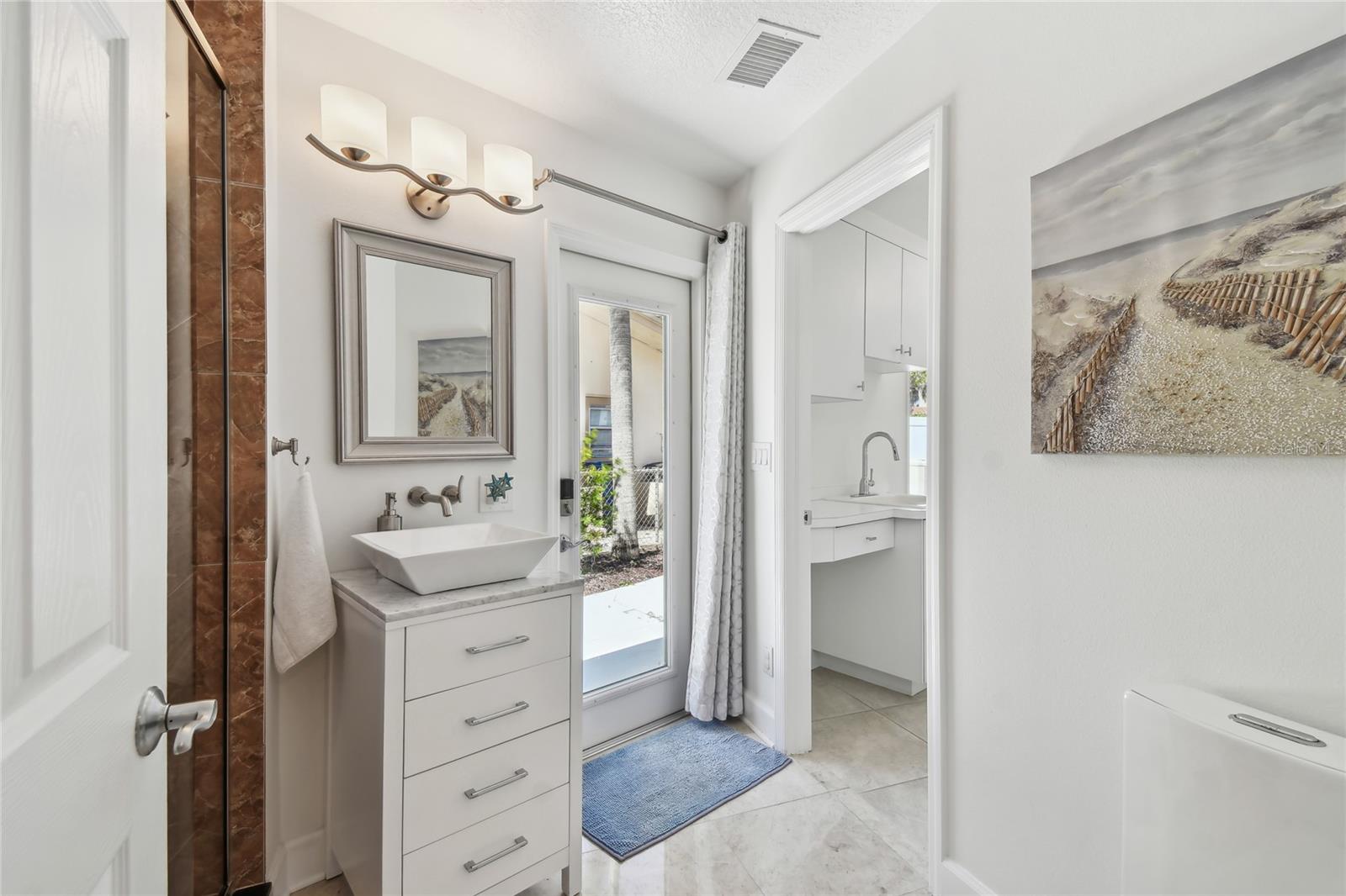 2233 DONATO DR, BELLEAIR BEACH, FL, 33786