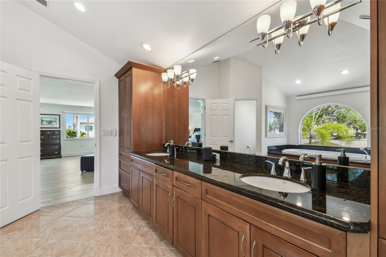 2233 DONATO DR, BELLEAIR BEACH, FL, 33786