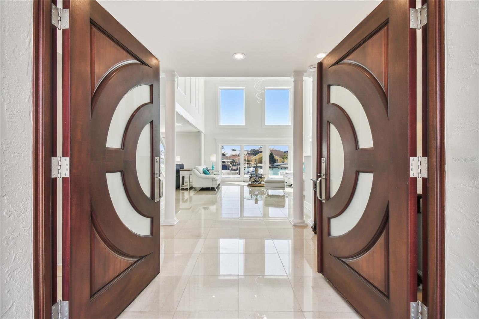 2233 DONATO DR, BELLEAIR BEACH, FL, 33786