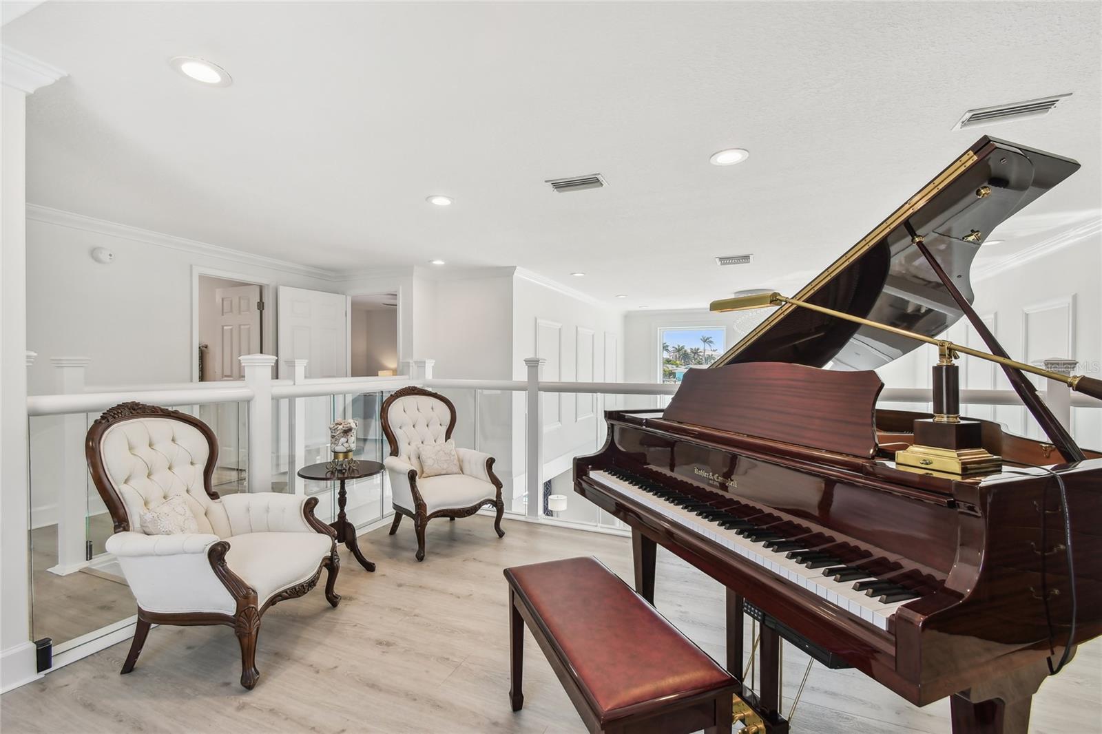 2233 DONATO DR, BELLEAIR BEACH, FL, 33786