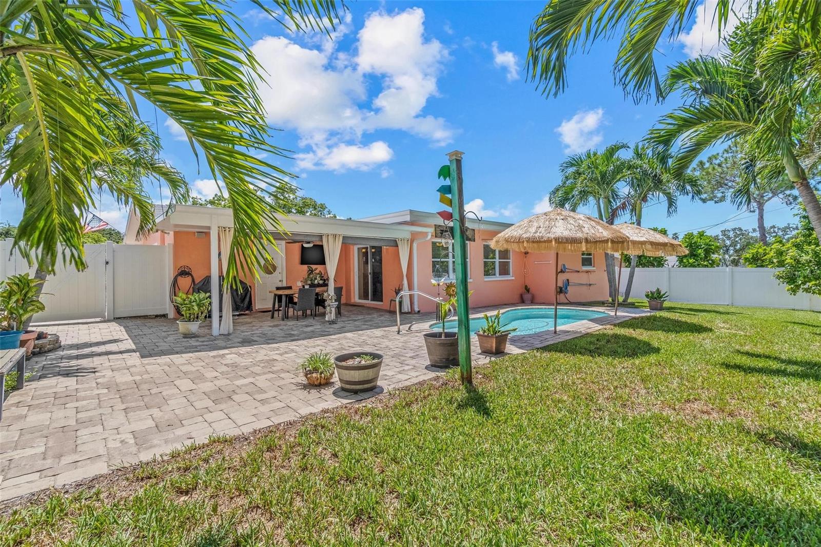 10448 HETRICK CIR W, LARGO, FL, 33774