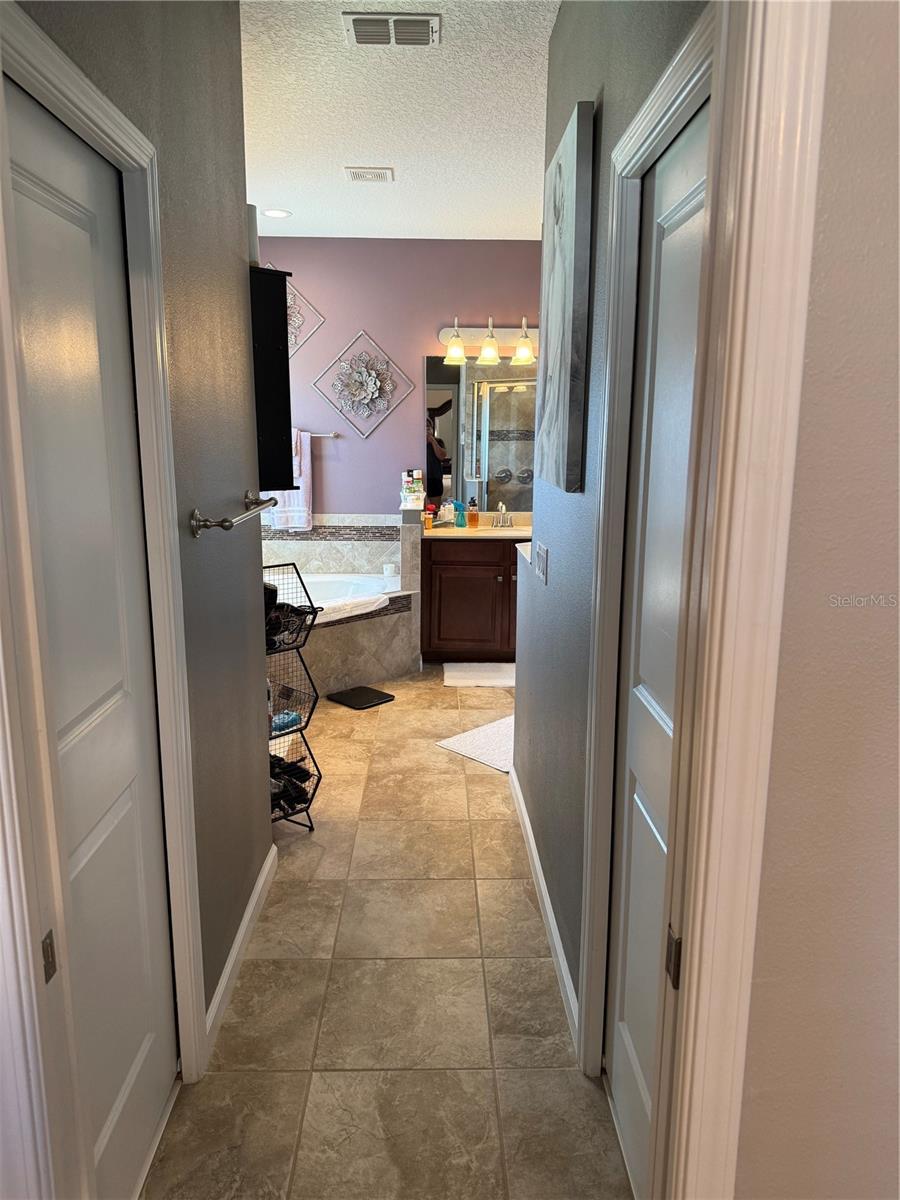 2504 CAVENDER CREEK RD, MINNEOLA, FL, 34715