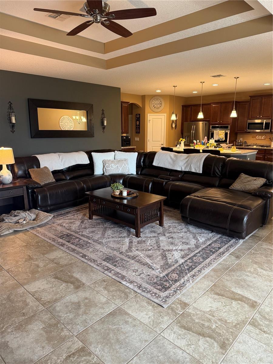 2504 CAVENDER CREEK RD, MINNEOLA, FL, 34715