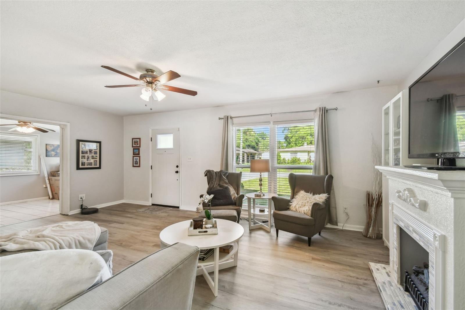 6914 N OLA AVE, TAMPA, FL, 33604