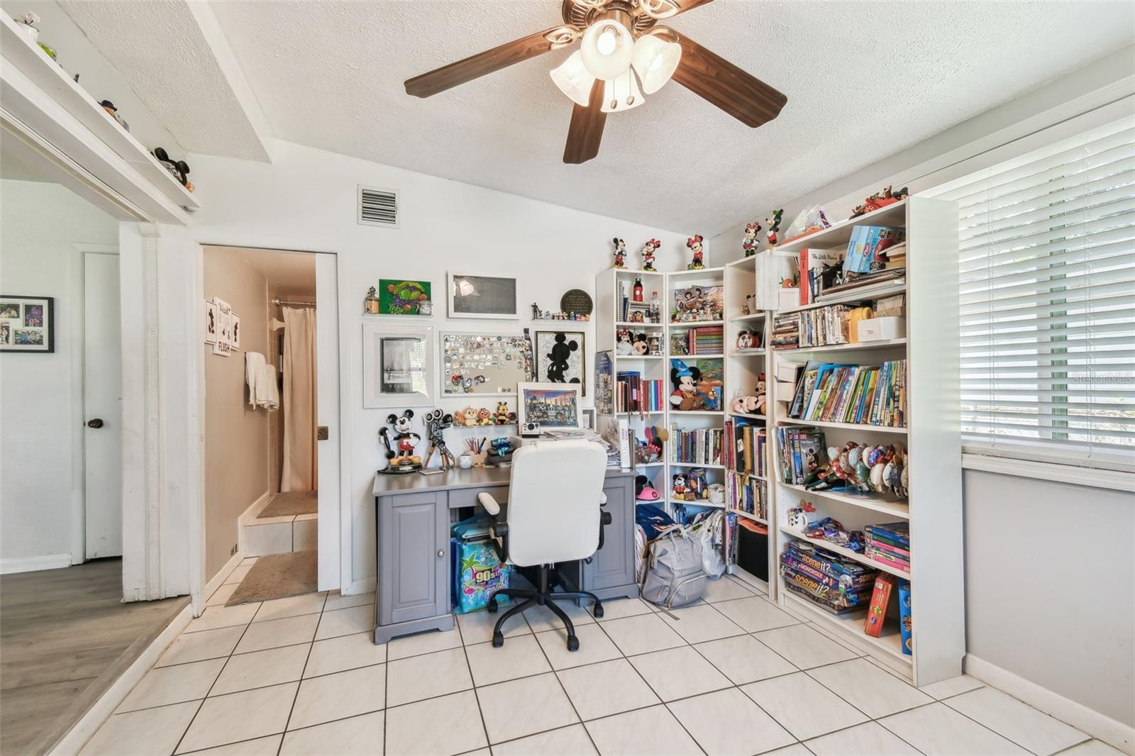 6914 N OLA AVE, TAMPA, FL, 33604